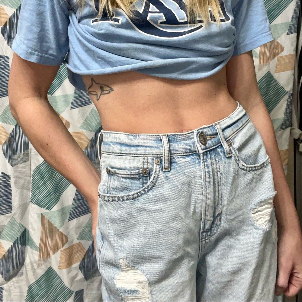 American Eagle boyfriend jean